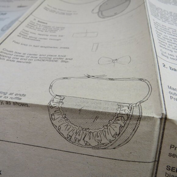 Simplicity 8938 Purse Pattern "Accessory Club" 6 diff pattern designs UNCUT - Picture 5 of 11